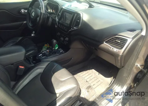 2021 Jeep Cherokee Latitude Plus Fwd z USA, uszkodzony, nr VIN 1C4PJLLB8MD187559